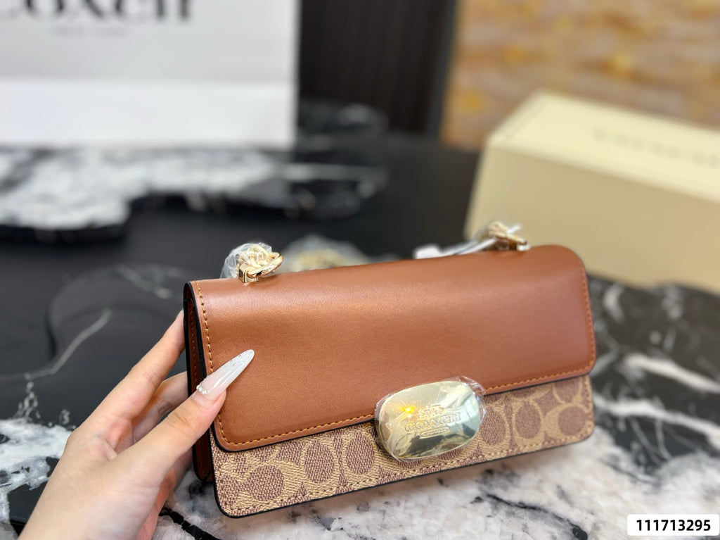 Eliza Chain Flap Shoulder Bag & Crossbody