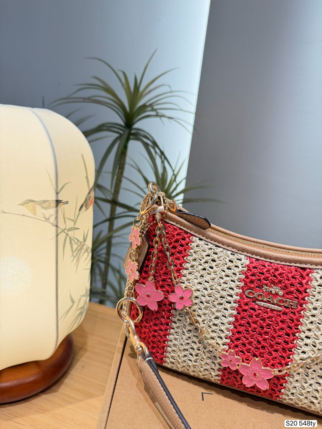 Striped Straw Woven Crescent Shoulder Bag – Summer Vacation Shoulder Bag