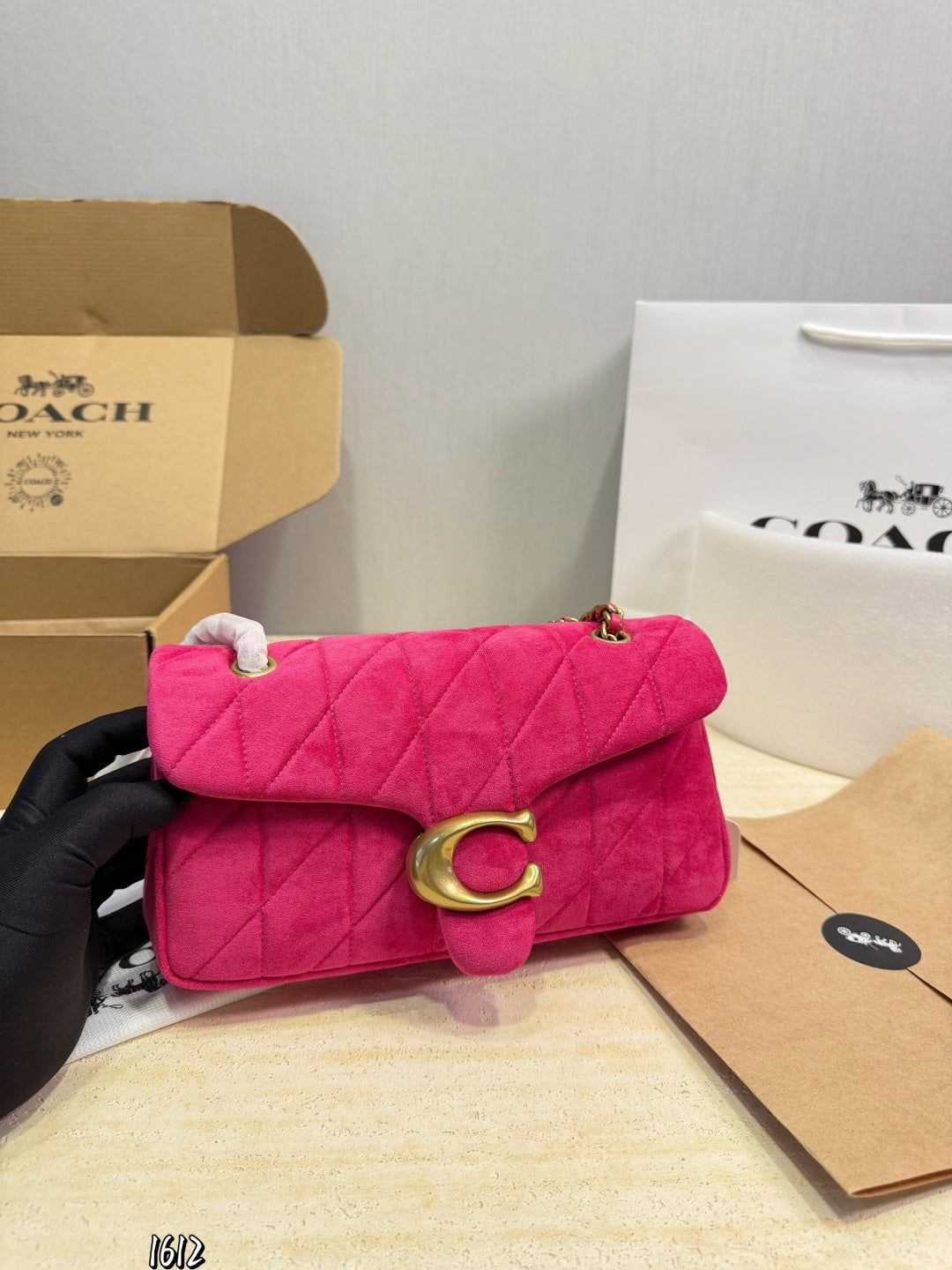 Quilted Plush Flap Chain Shoulder Bag - Fuchsia Pink