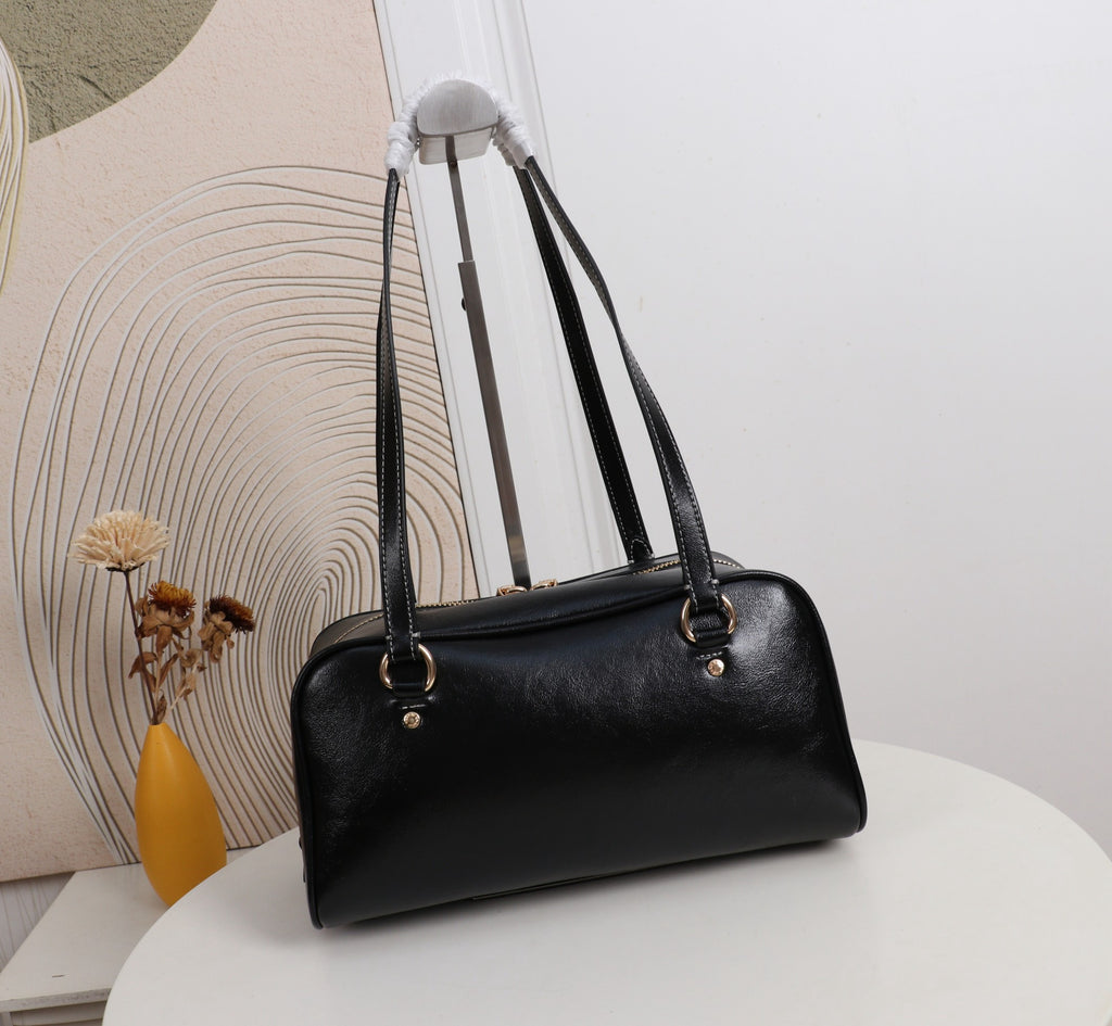 Boston Style Shoulder Bag – Medium Size