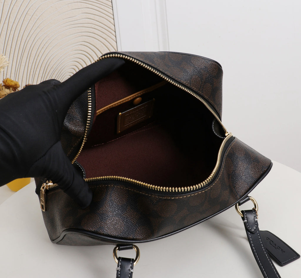 Boston Style Shoulder Bag – Medium Size