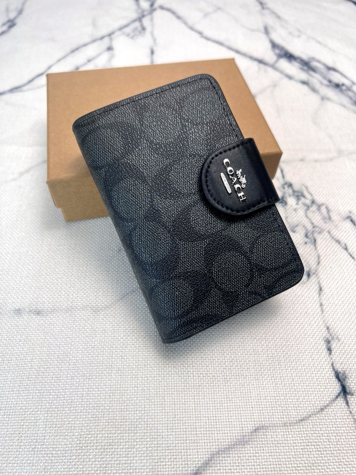 Elegant Signature Medium Zip Wallet