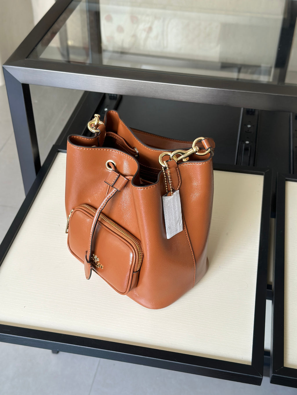Soft Leather Drawstring Bucket Bag – Everyday Shoulder Bag