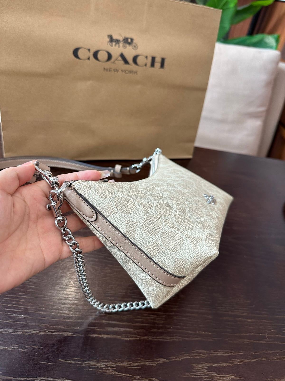 Luxury Signature Monogram Baguette Convertible Chain Shoulder Bag