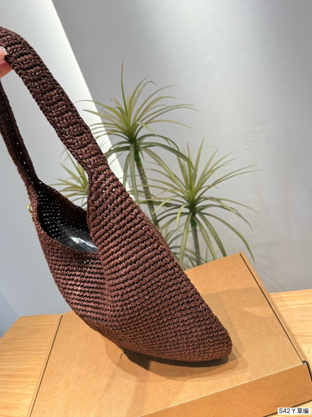 Woven Straw Slouchy Hobo Shoulder Bag
