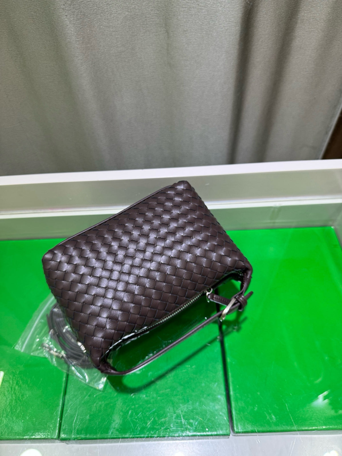 Woven Leather Dumpling Bag – Soft Everyday Shoulder & Crossbody Bag