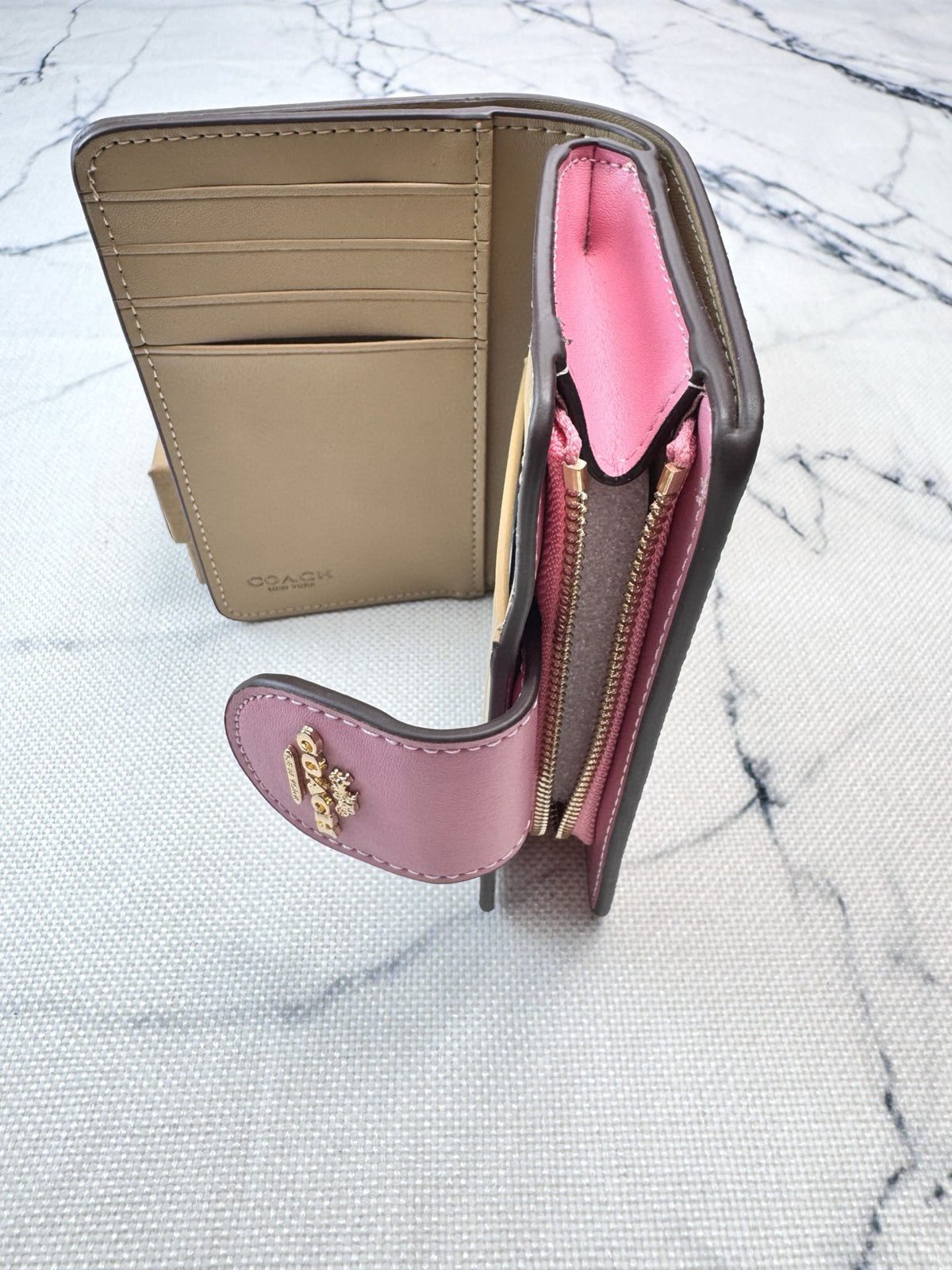 Elegant Signature Medium Zip Wallet