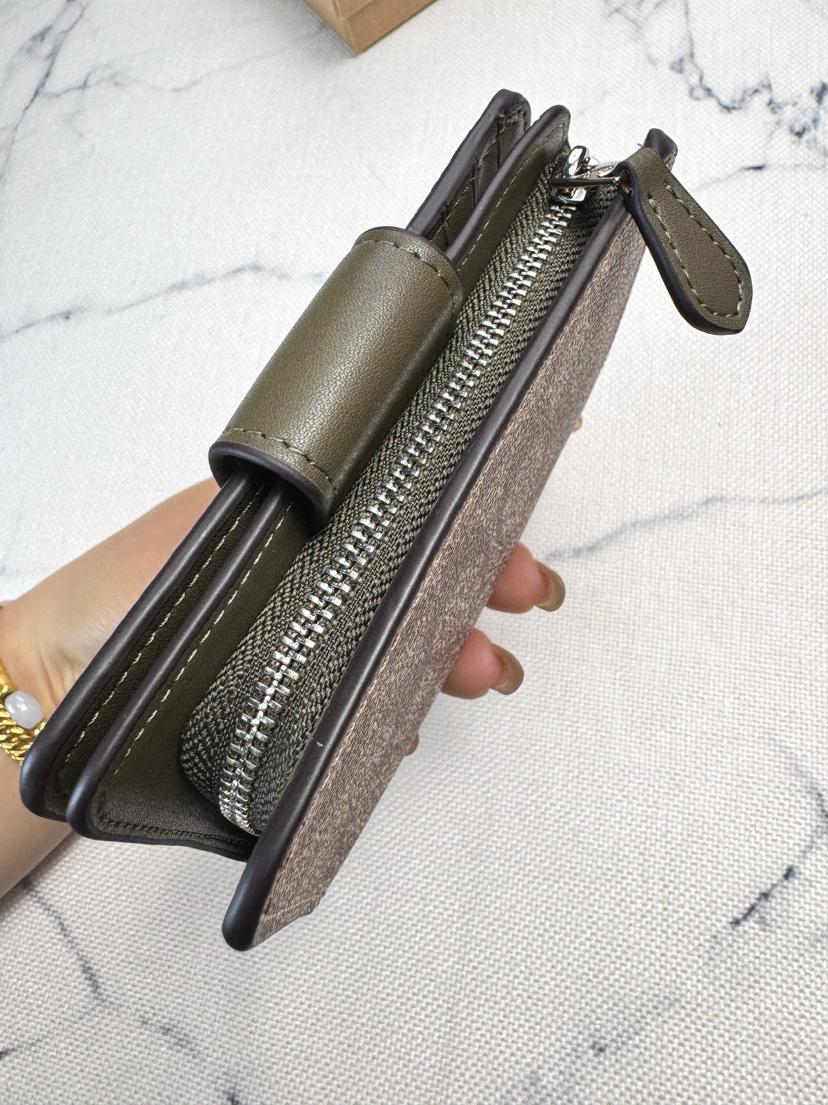 Elegant Signature Medium Zip Wallet