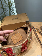 Striped Straw Woven Crescent Shoulder Bag – Summer Vacation Shoulder Bag