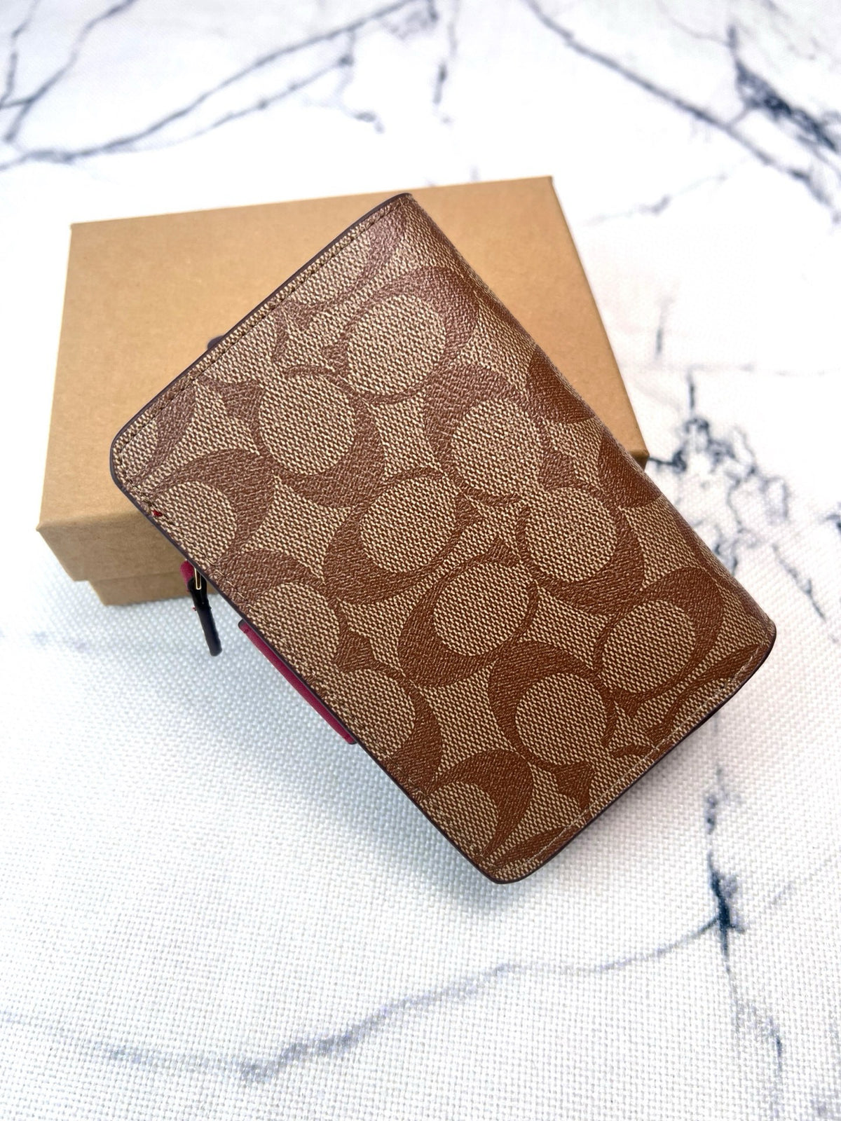 Elegant Signature Medium Zip Wallet