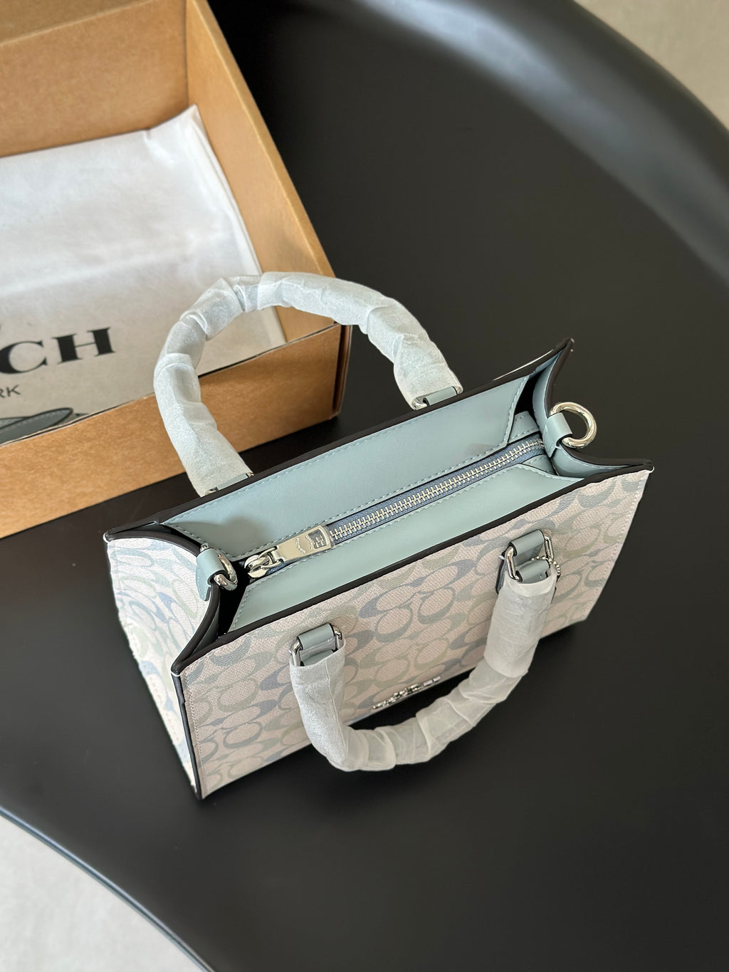 Women's Signature Canvas Maggie Small Tote bag