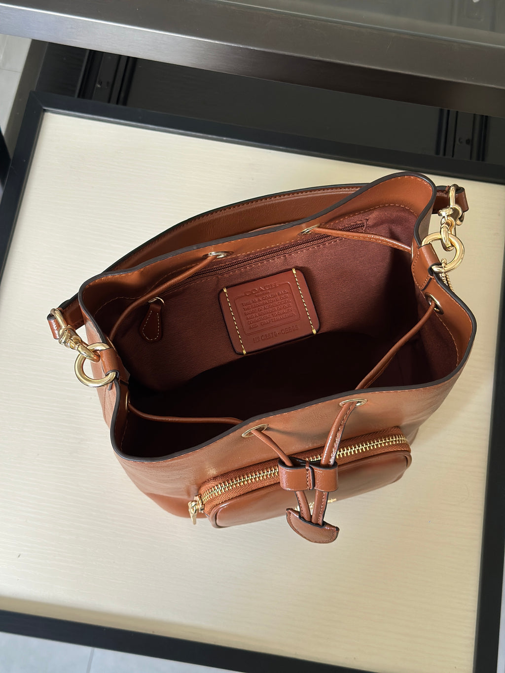 Soft Leather Drawstring Bucket Bag – Everyday Shoulder Bag