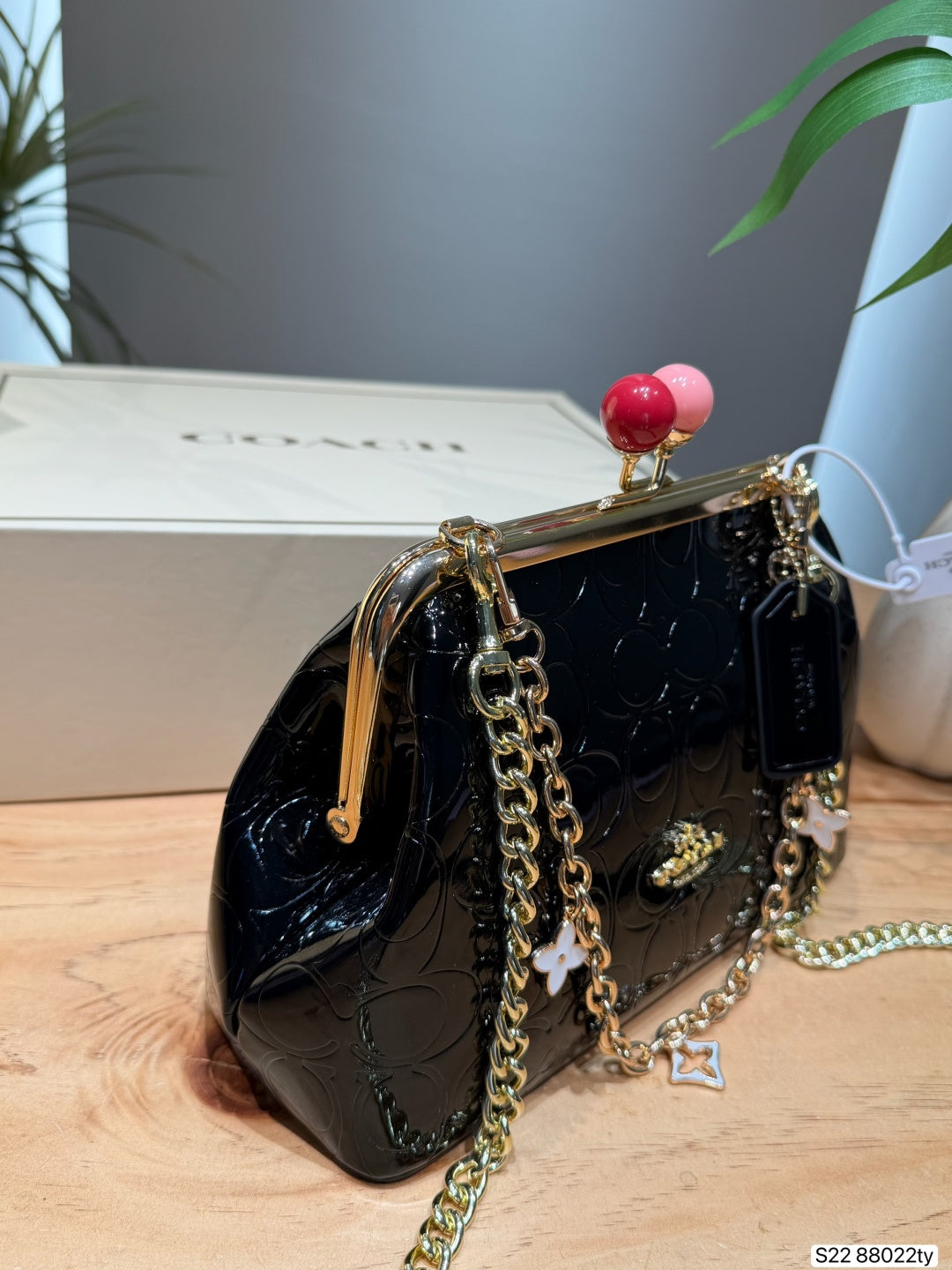 Glossy Monogram Kisslock Frame Bag – Vintage Pearl Chain Shoulder Bag