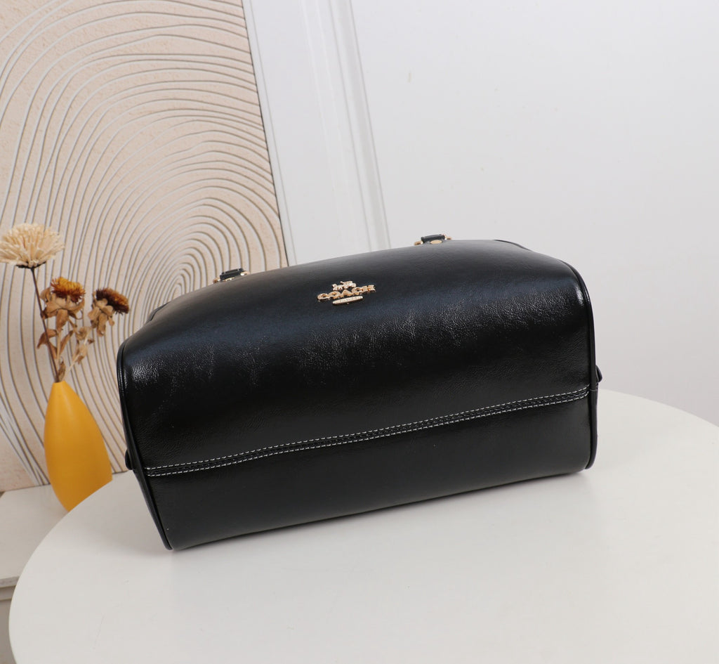 Boston Style Shoulder Bag – Medium Size