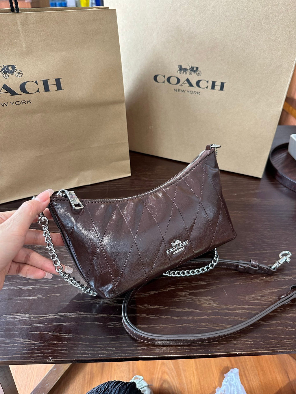 Luxe Quilted Chain Shoulder Bag