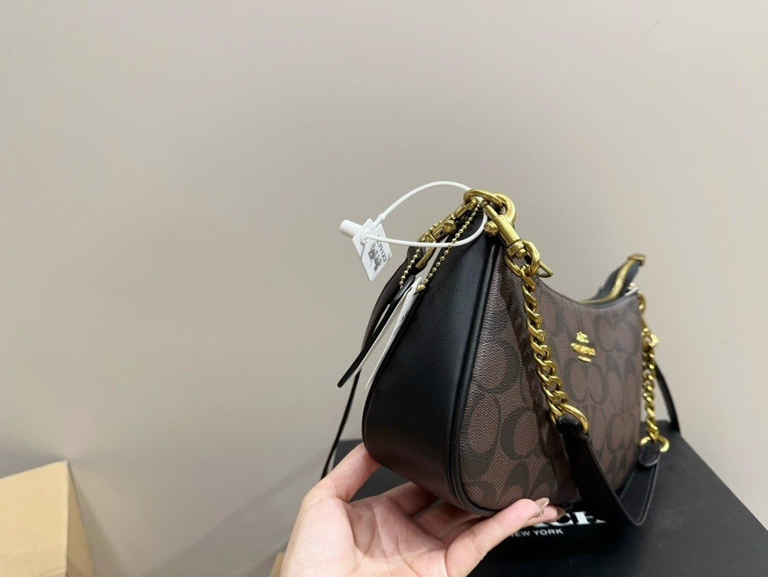 Brown Shoulder Bag with Gold Chain and Crossbody Strap