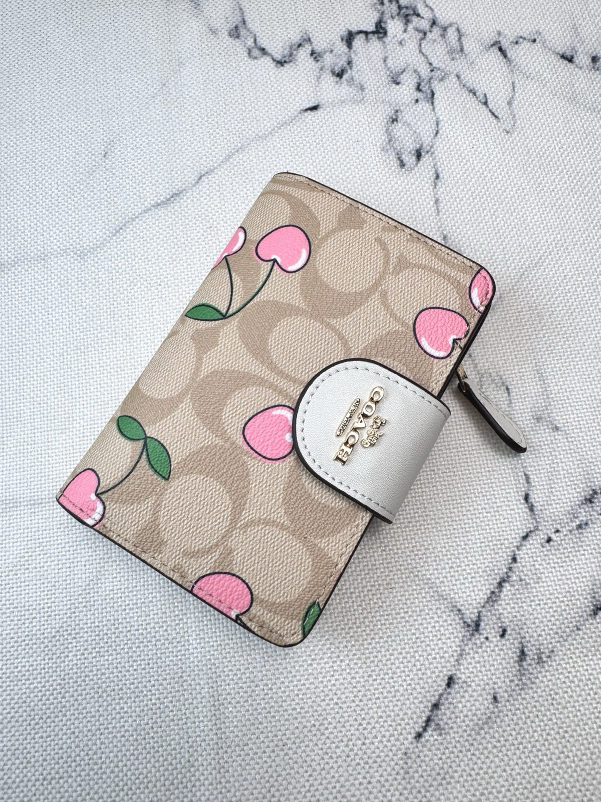 Elegant Signature Medium Zip Wallet