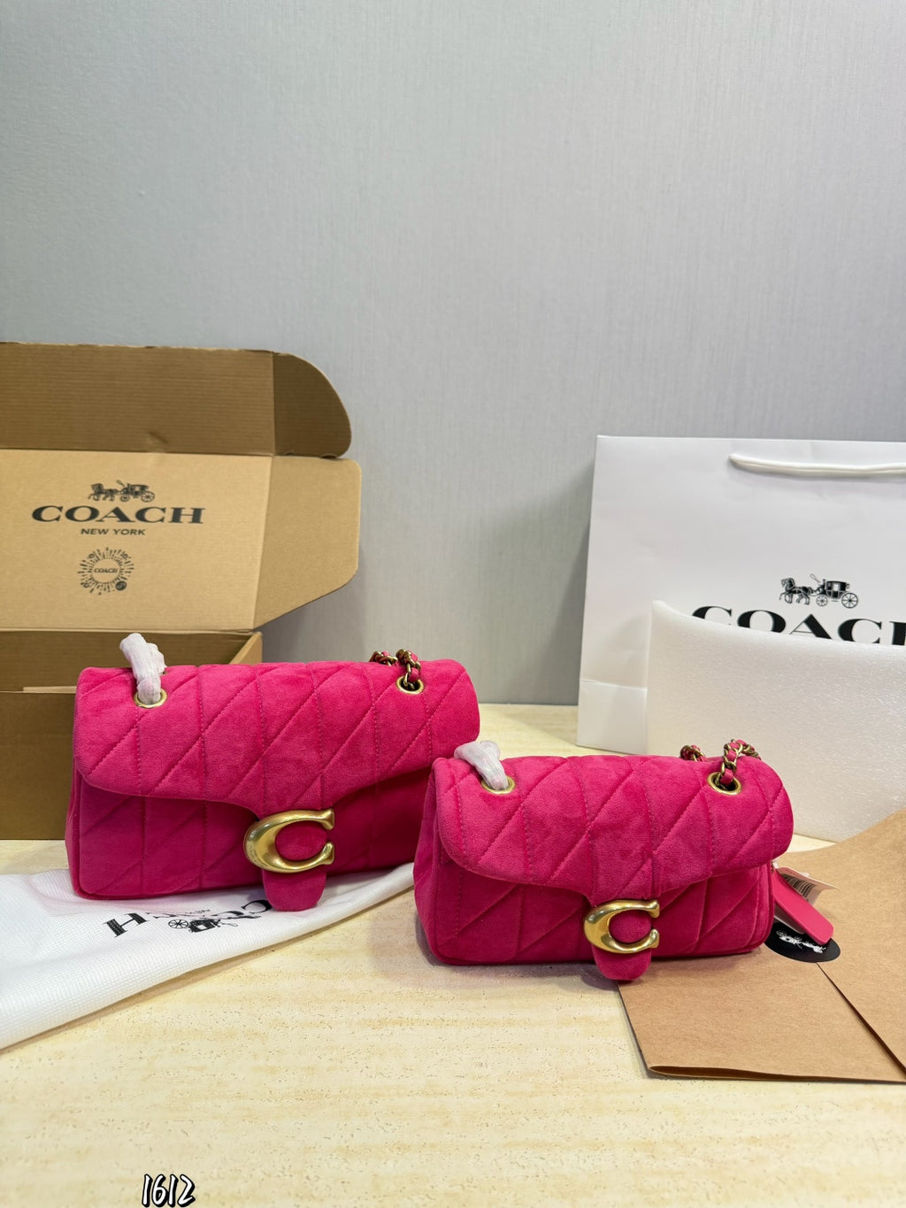 Quilted Plush Flap Chain Shoulder Bag - Fuchsia Pink