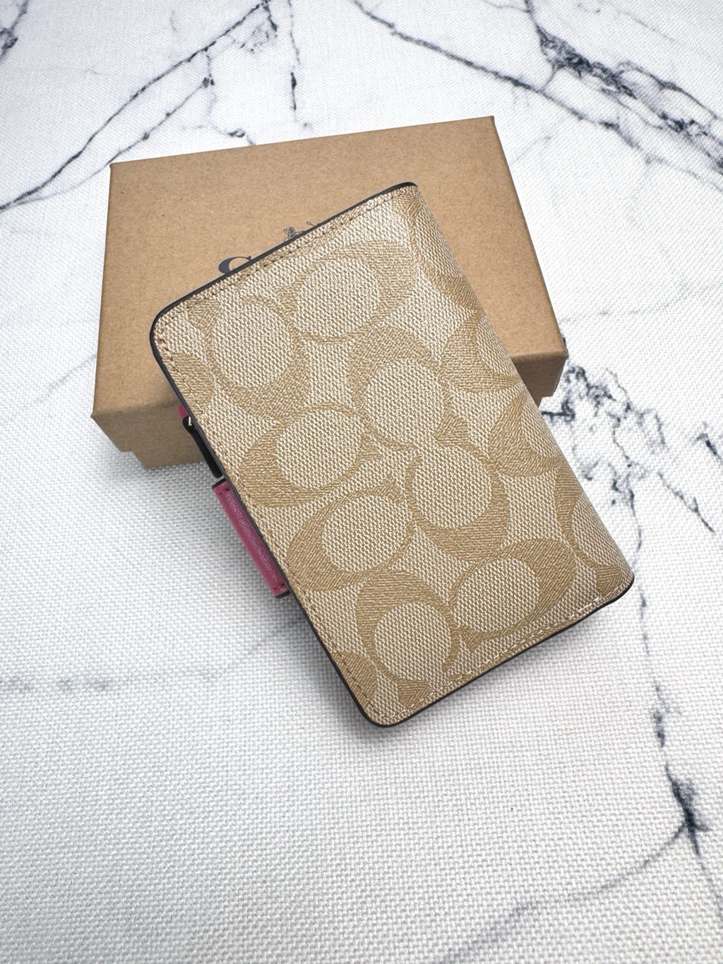 Elegant Signature Medium Zip Wallet