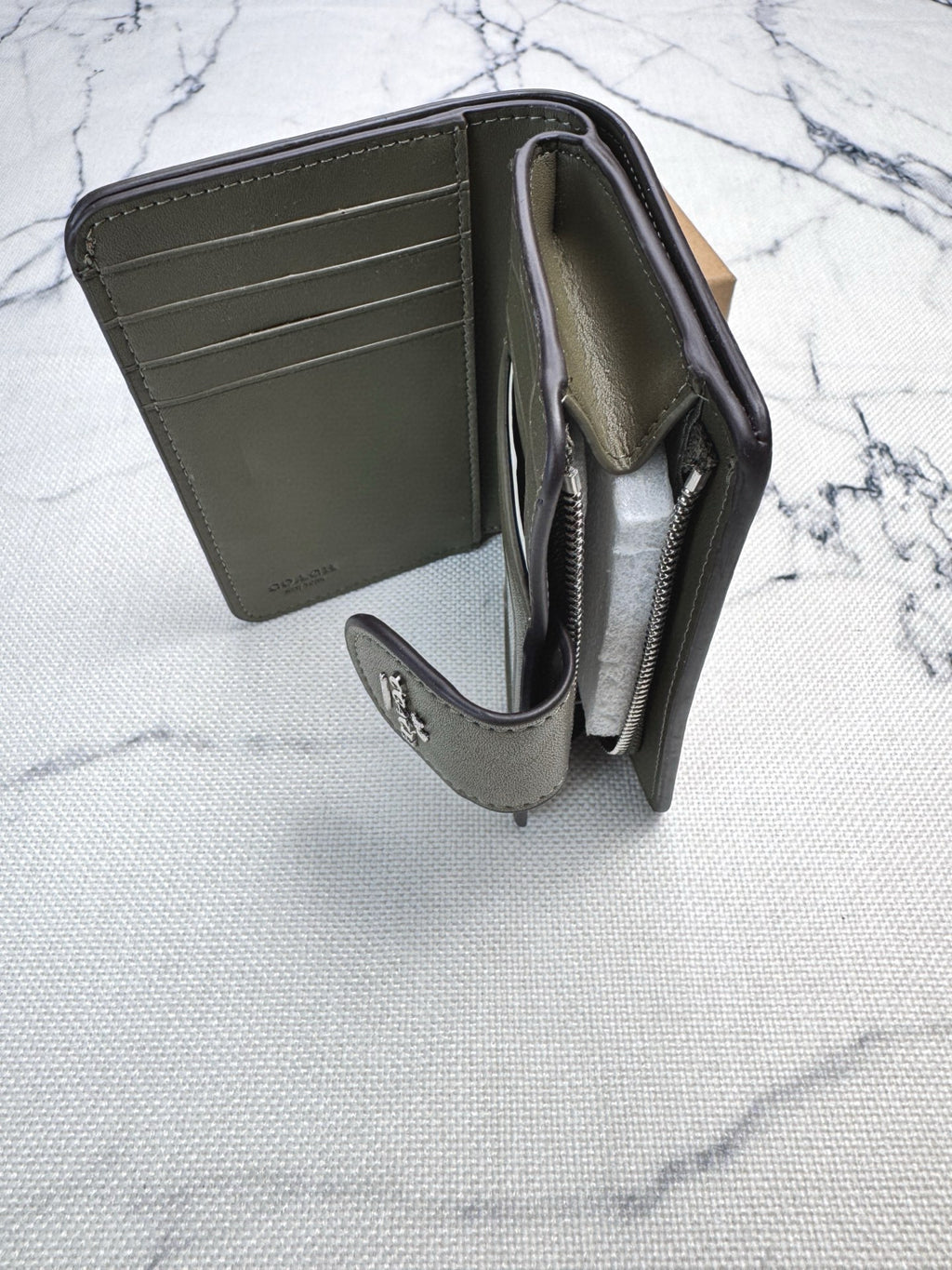 Elegant Signature Medium Zip Wallet