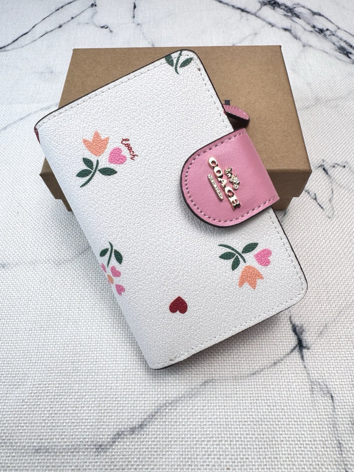 Elegant Signature Medium Zip Wallet