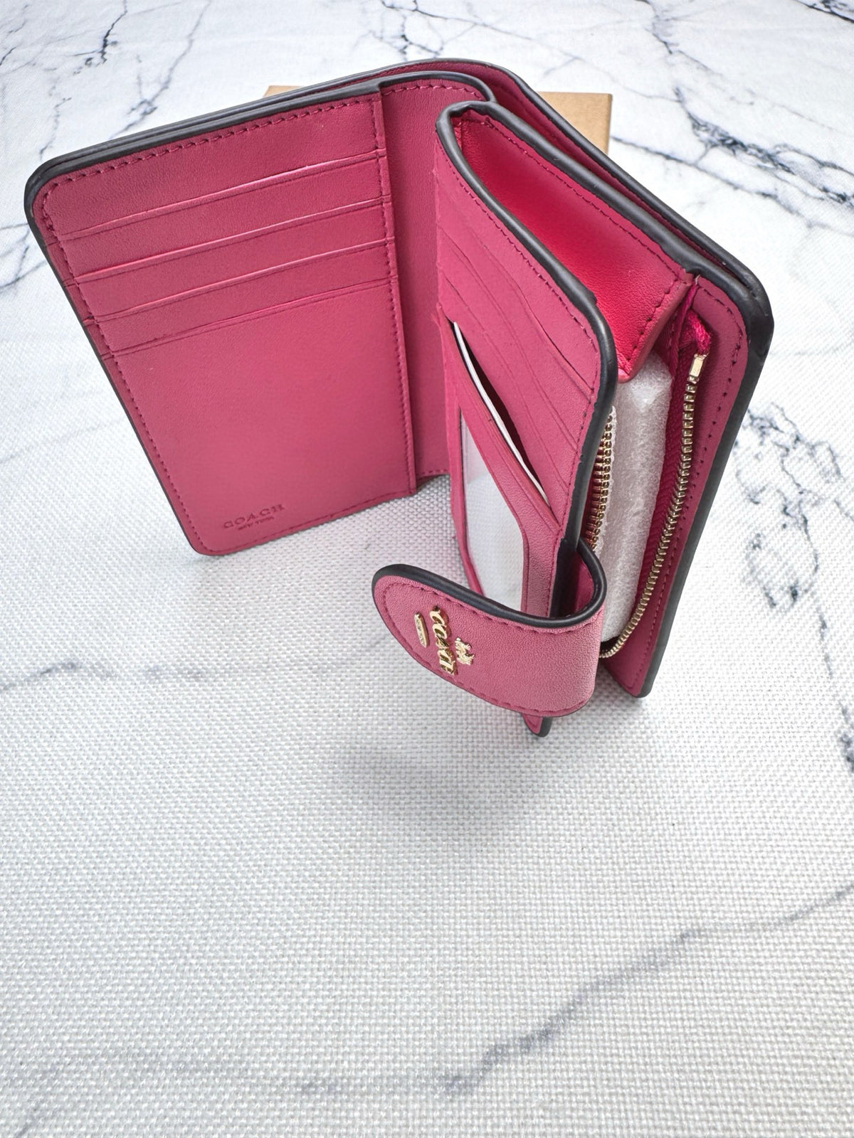 Elegant Signature Medium Zip Wallet