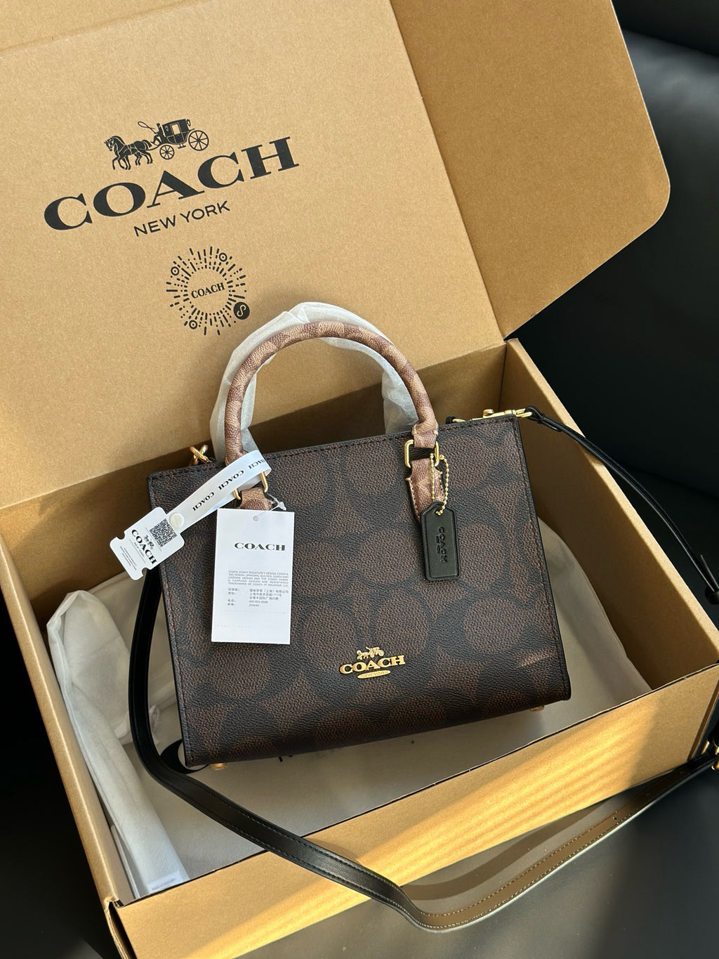 Women's Signature Canvas Maggie Small Tote bag