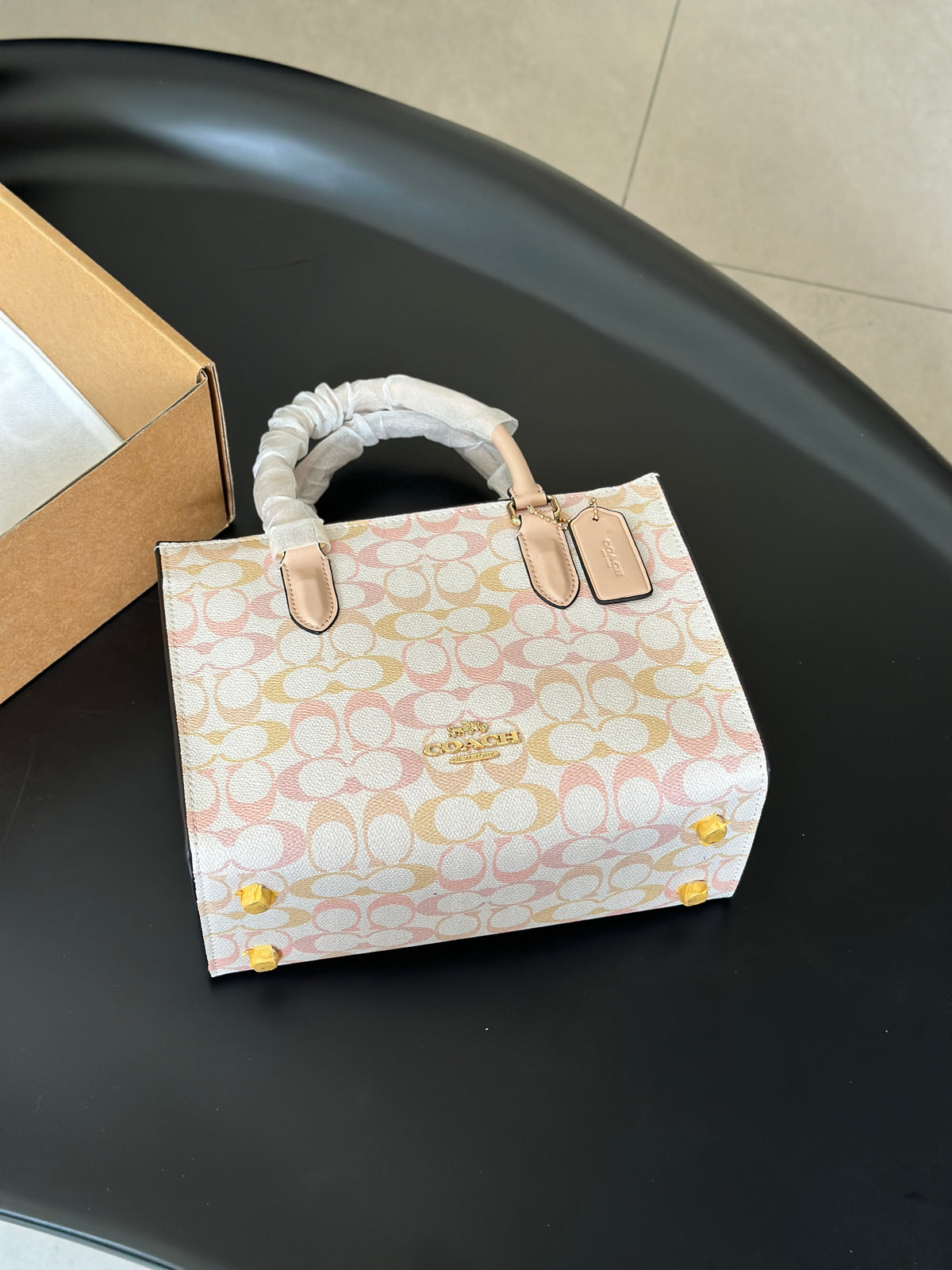 Women's Signature Canvas Maggie Small Tote bag