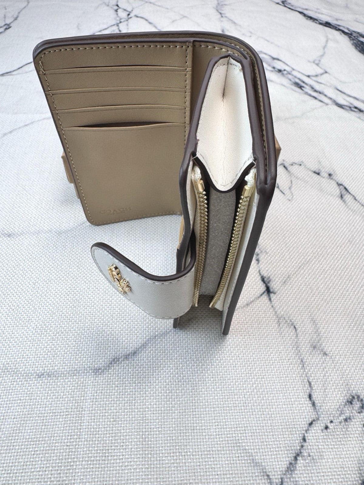 Elegant Signature Medium Zip Wallet