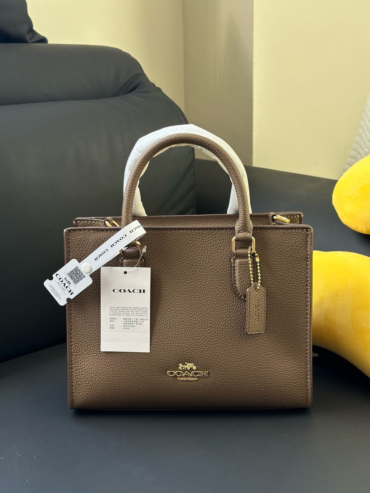 Women's Signature Canvas Maggie Small Tote bag