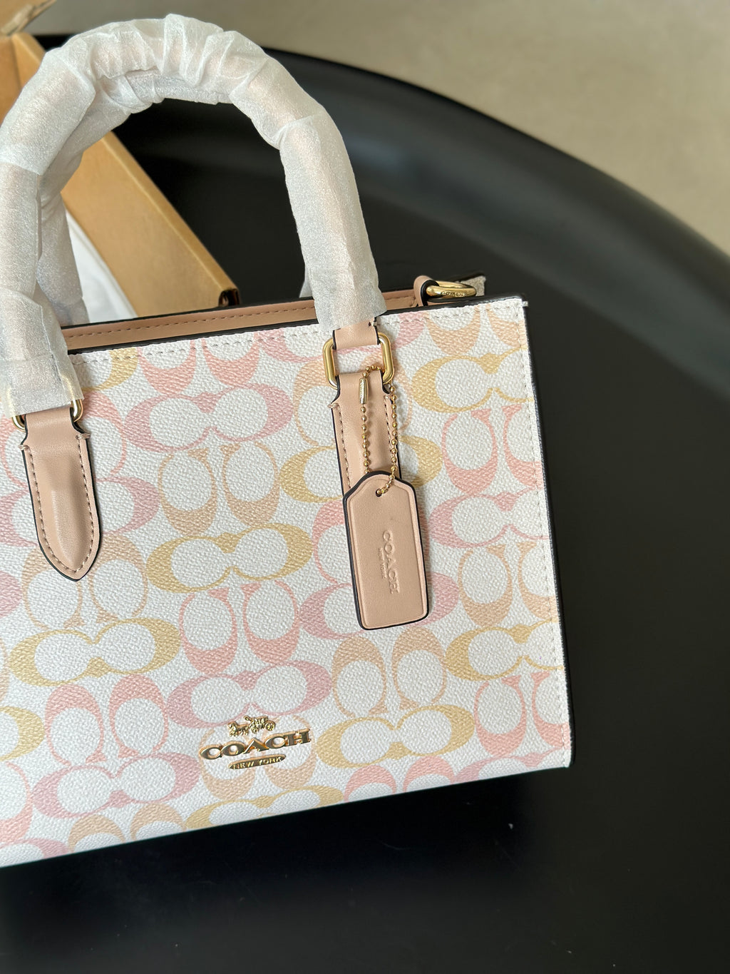 Women's Signature Canvas Maggie Small Tote bag