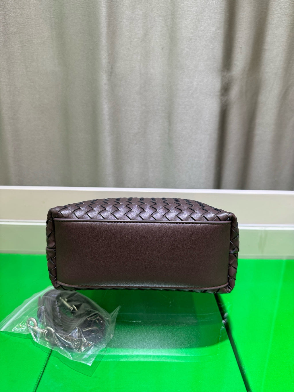 Woven Leather Dumpling Bag – Soft Everyday Shoulder & Crossbody Bag