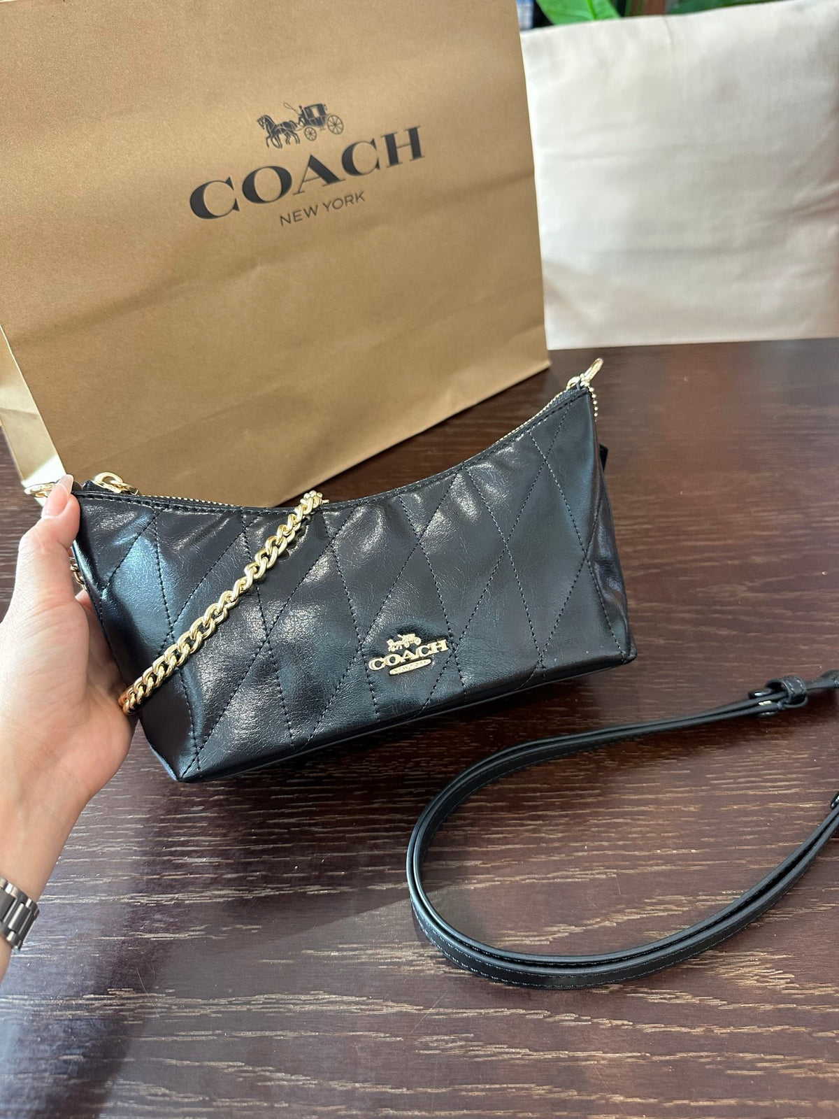 Luxe Quilted Chain Shoulder Bag