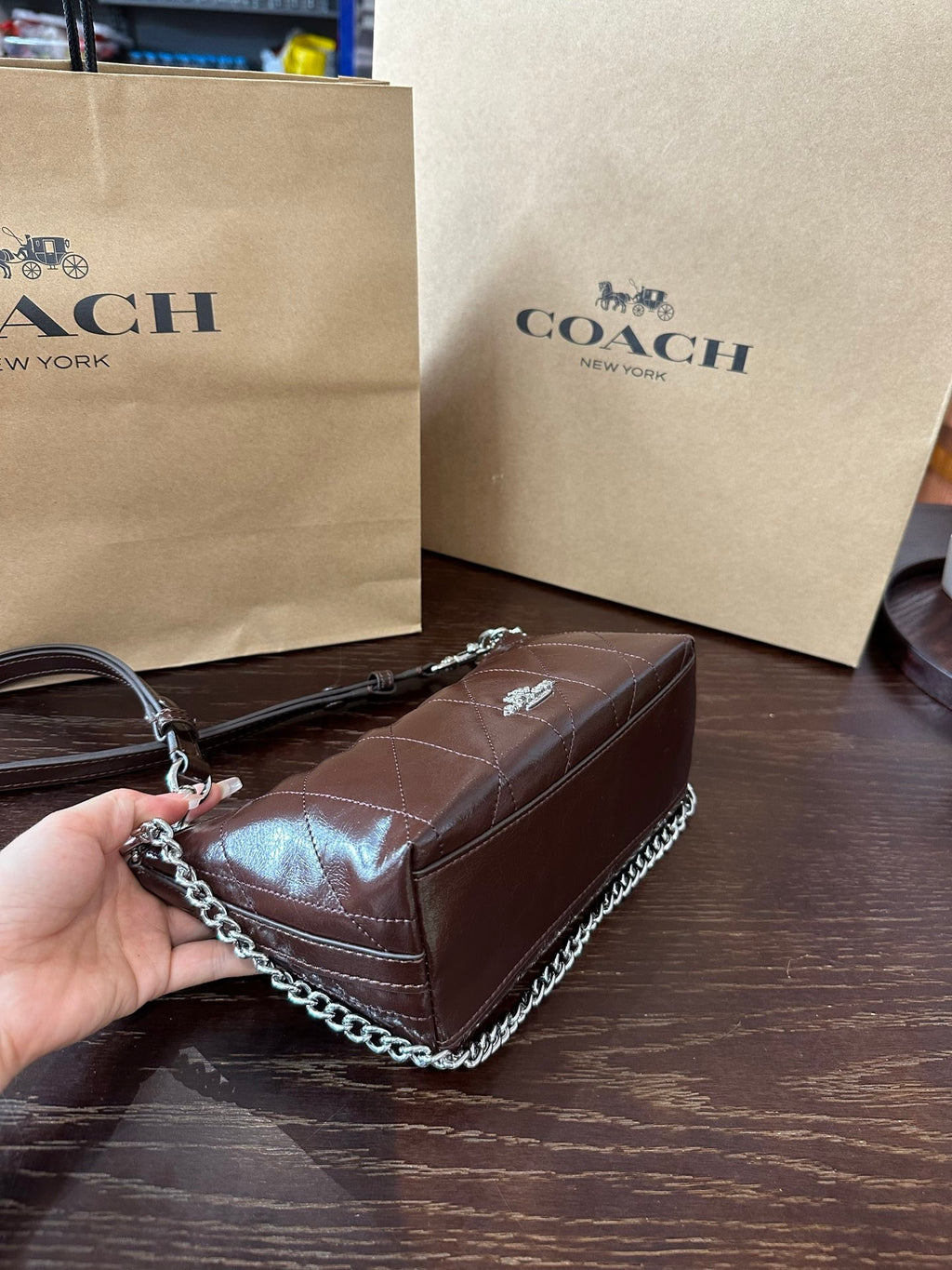 Luxe Quilted Chain Shoulder Bag